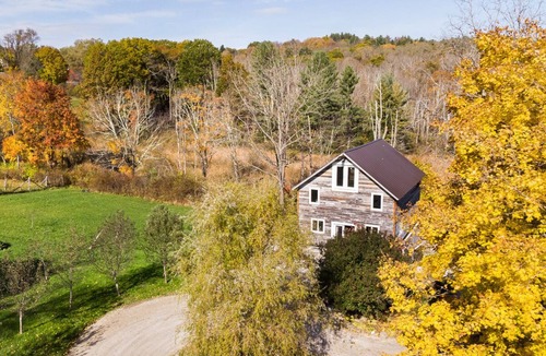 Lakeville House | The Barn - Rustic Chic Loft - Rehabed 1890 Hay Barn - Near Lakes & Hotchkiss