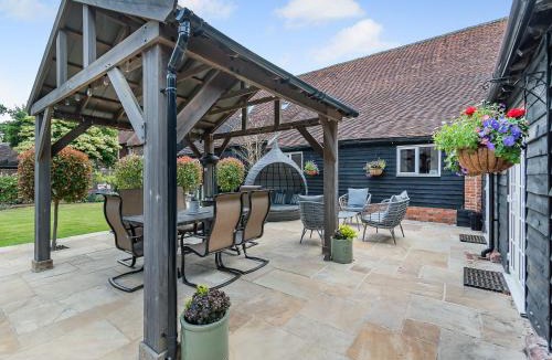 Guildford House | The Barn - Uk49371