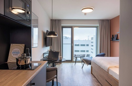 Milbertshofen - Am Hart Hotel | The Base Munich