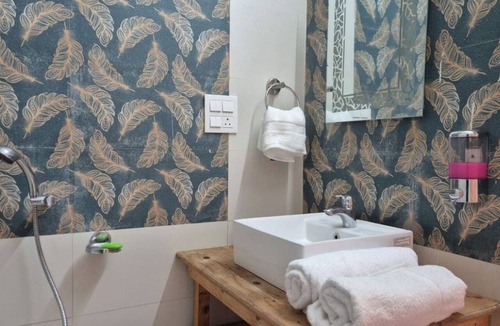 Ani Bed & Breakfast | THE BATOT- Old Britishers Route