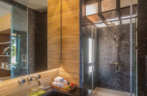 Moo 5 Hotel | The Bay Samui
