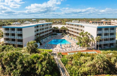 St. Augustine Beach Apartment | The Beach Club St Augustine by Coolvacay