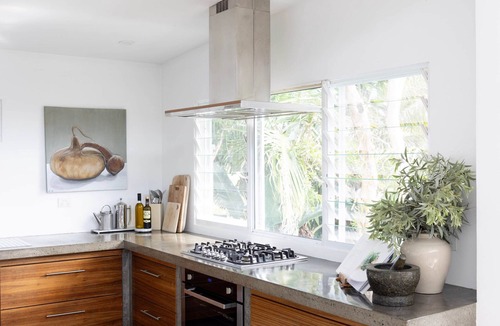 Emerald Beach House | The Beach Havens Luxe Beach House