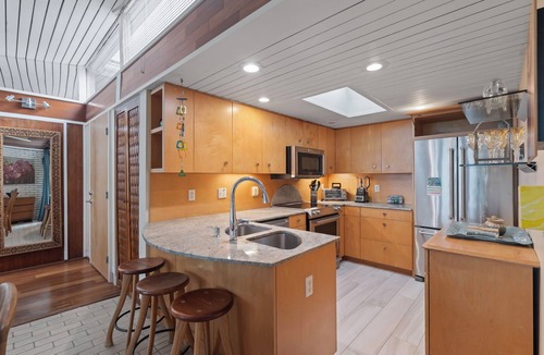 Atlantic Beach Apartment | The Beach Suite at The Atlantic Beach Estate