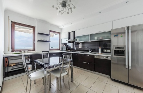 Durres Apartment | The Beachfront Horizont by PS