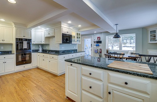 Stockton Springs Villa | ‘The Beachhouse’ Retreat w/Prescot Bay Views!