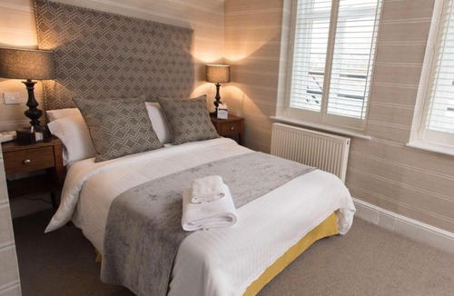 Cowbridge Hotel | The Bear, Cowbridge