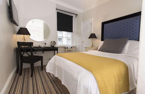 Cowbridge Hotel | The Bear, Cowbridge