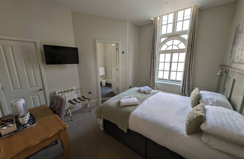 Marlborough Hotel | The Bear