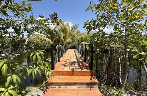 Chalong Villa | The Beatles Lagoon