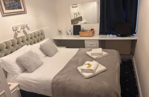 Sittingbourne Bed & Breakfast | The Beaumont - B&B