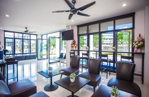 Phitsanulok Hotel | The Bed Hotel