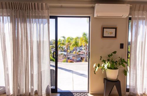 Taradale Apartment | The Bee Hive