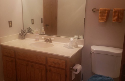 Shoreview House | The Bee's Nest - a safe and serene oasis away from home