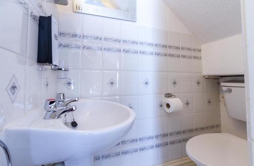 North Shore House | The Beechcliffe Hotel - Over 35's Only