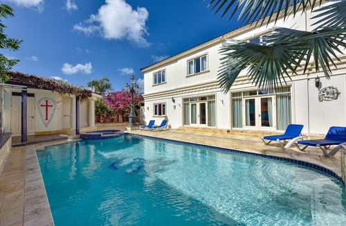 Koyari Villa | The BEST Holiday in paradise