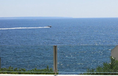 Torrenova Ski Chalet | The BEST HOUSE in the area with lovely views over the Ocean