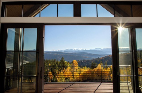 Winter Park Highlands Ski Chalet | The best views in Grand County- luxury 4 bedroom chalet in Tabernash