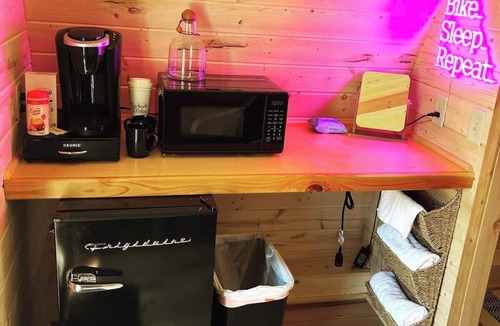 Bentonville Hotel | The Bike Inn