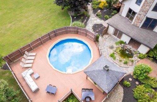 Lucas House | The Billy Lodge