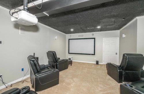 West Chester House | The Bishops Manor Stay for 10