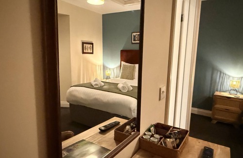 Gweek Hotel | The Black Swan