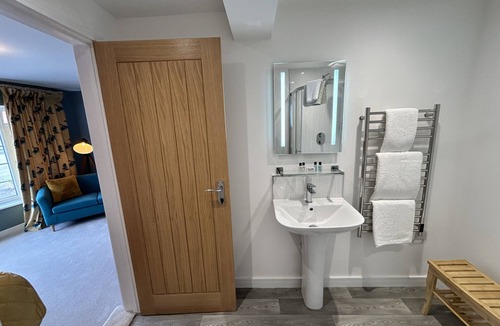 Halland Bed & Breakfast | The Blacksmith's Arms Halland