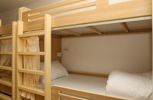 Jumeirah Beach Residence Hostel | The Bliss Hostel