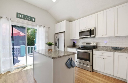 Butler Beach House | The Blue Bungalow - Hot tub and beach retreat!