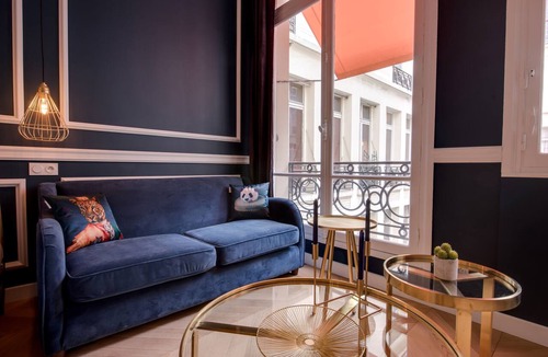 Faubourg-du-Roule Apartment | The Blue Elysées Suite