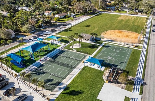 Jacksonville Beach Condo | The Blue Turtle: retreat w/bikes! By Beach & Mayo