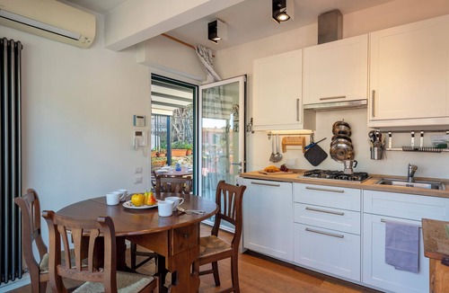 Bogliasco Apartment | The Blue Window Apartment In Bogliasco, Bogliasco, Italy