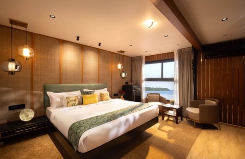Aryad South Resort | The Boat Company