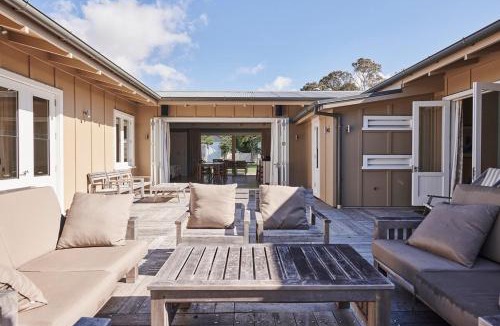 Waimarama House | The Boathouse
