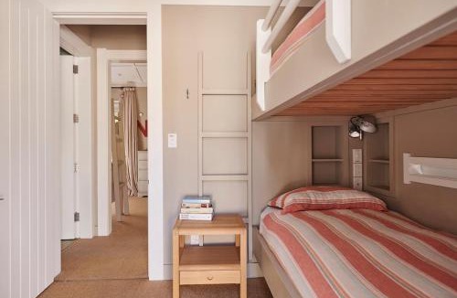 Waimarama House | The Boathouse