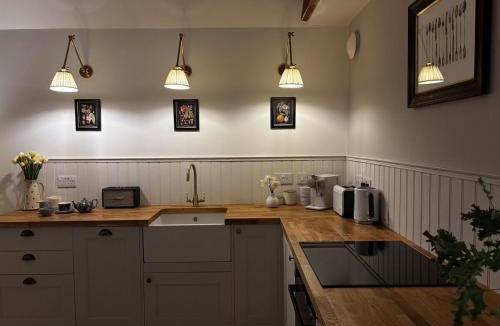Kemble House | The Bothy