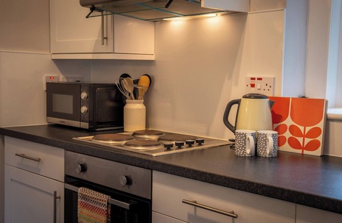 Murthly Cottage | THE BOTHY, pet friendly, character holiday cottage in Blairgowrie