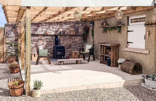 Sandhaven House | The Bothy Romantic Countryside Retreat for Two