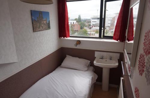 Headingley Bed & Breakfast | The Boundary Hotel - B&B