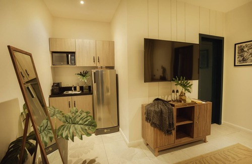 Poblacion District Hotel | The Bourke Hotel