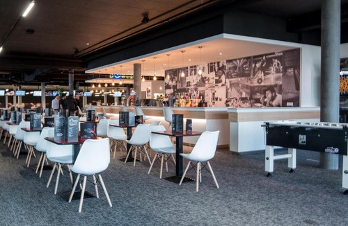 Signy-Avenex Hotel | The Bowling Hotel
