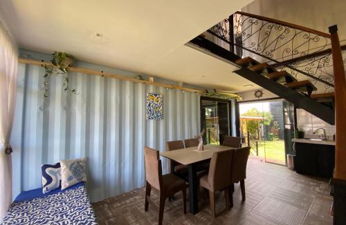 Laguna House | The Box Container House casa oceano