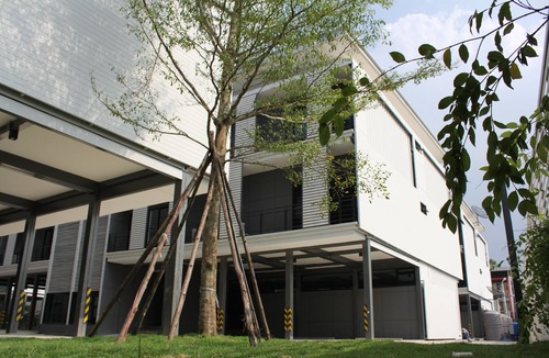 Sala Thammasop Apartment | The Box Residence