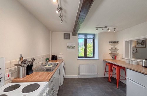 Burwarton Cottage | The Boyne Arms Cottage