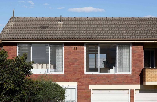 Merewether Apartment | The Breeze - holiday apartment in Merewether, Newcastle