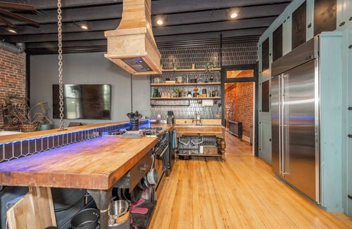 Blanchester House | The Brick Dachshund Chic for 9