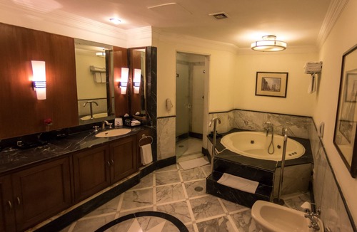 Sikanderpur Ghosi Hotel | The Bristol Hotel