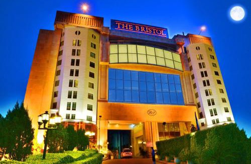 Sikanderpur Ghosi Hotel | The Bristol