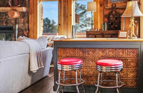 Lyons House | The Broadmeadow Cabin - VR-25-0005 cabin