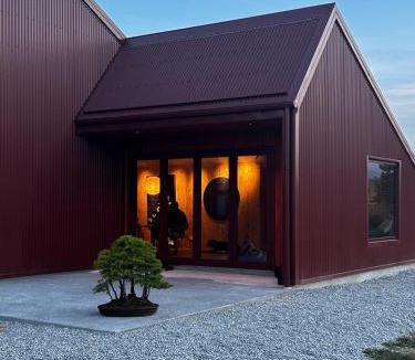 Ohau Ski Chalet | The Brown House 2